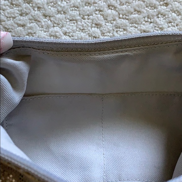 🔥 2 for 20 🔥NEW Silver purse & mesh coin purse - Picture 4 of 7